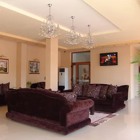 Ξενοδοχείο με διαμερίσματα Happy