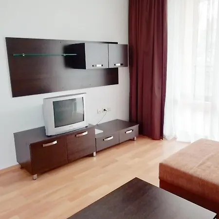 Happy Aparthotel