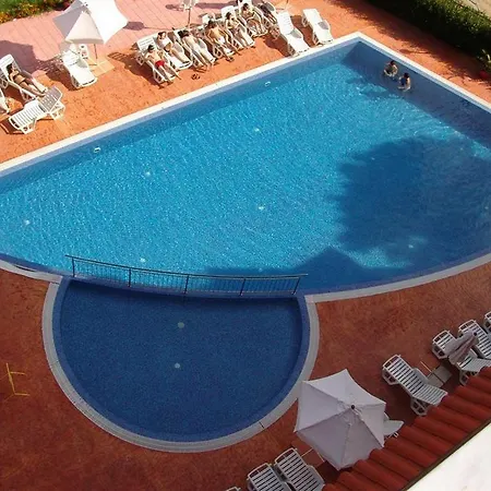 Happy Aparthotel *
