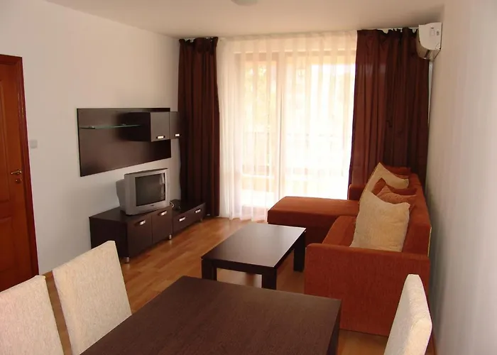 Apartmanhotel Happy *